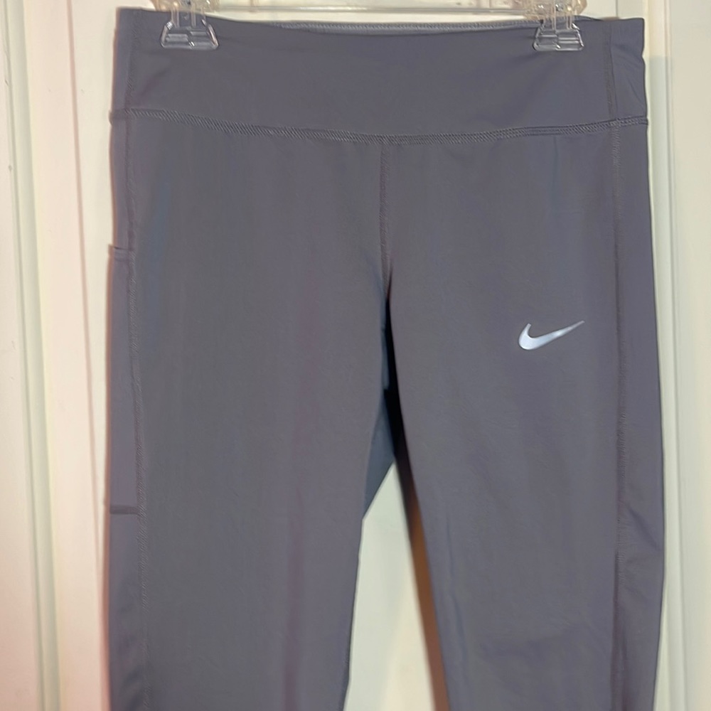 NIKE DRI-FIT Medium 8 10 GRAY CAPRIS w/DRAWSTRING mesh calf LIKE NEW Athletic